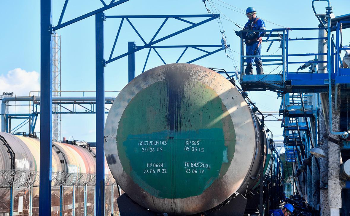 The Government Will Completely Ban Gasoline Exports Starting April 1