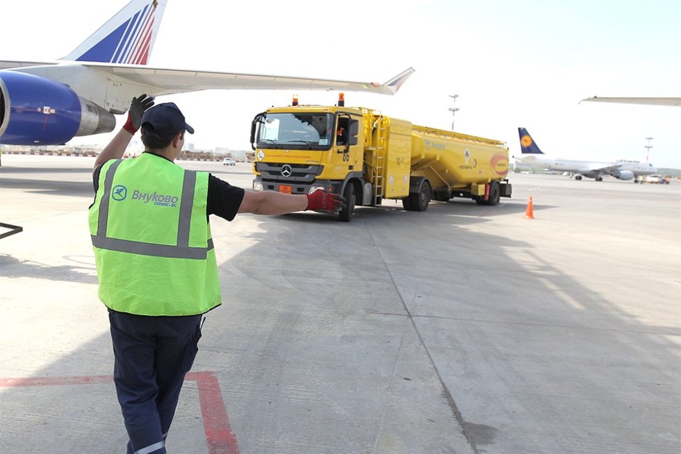 Russia Bans Export of Aviation Fuel Until December